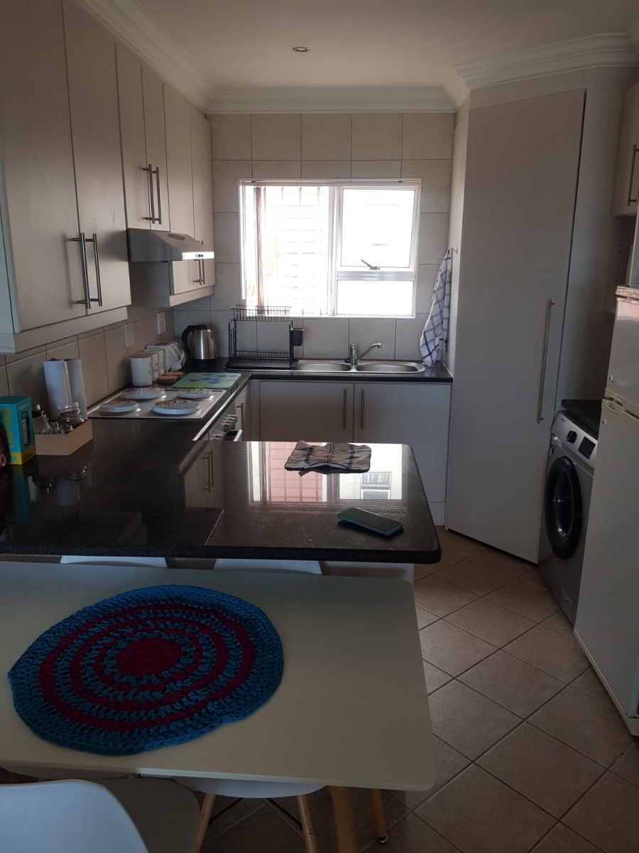 To Let 2 Bedroom Property for Rent in Jeffreys Bay Central Eastern Cape